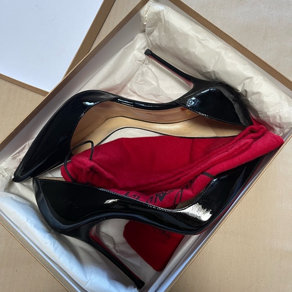 Authentic CHRISTIAN LOUBOUTIN Runway black patent leather pumps - Picture 9 of 9